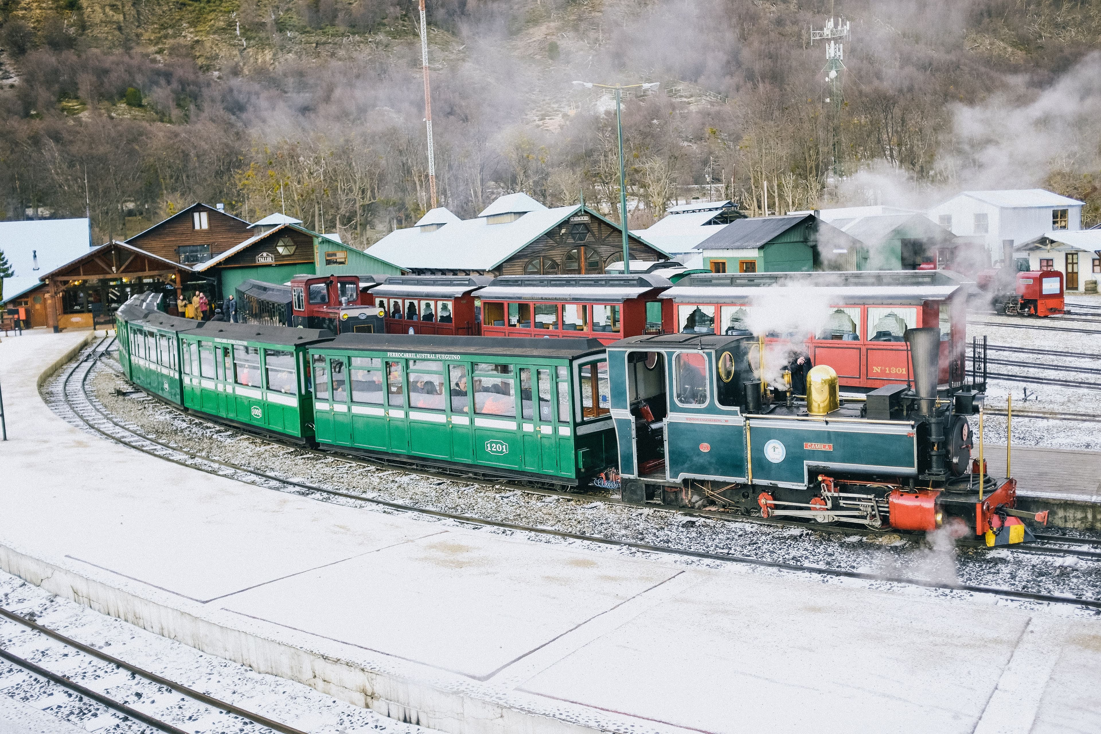 TREN DEL FIN DEL MUNDO 06.jpg